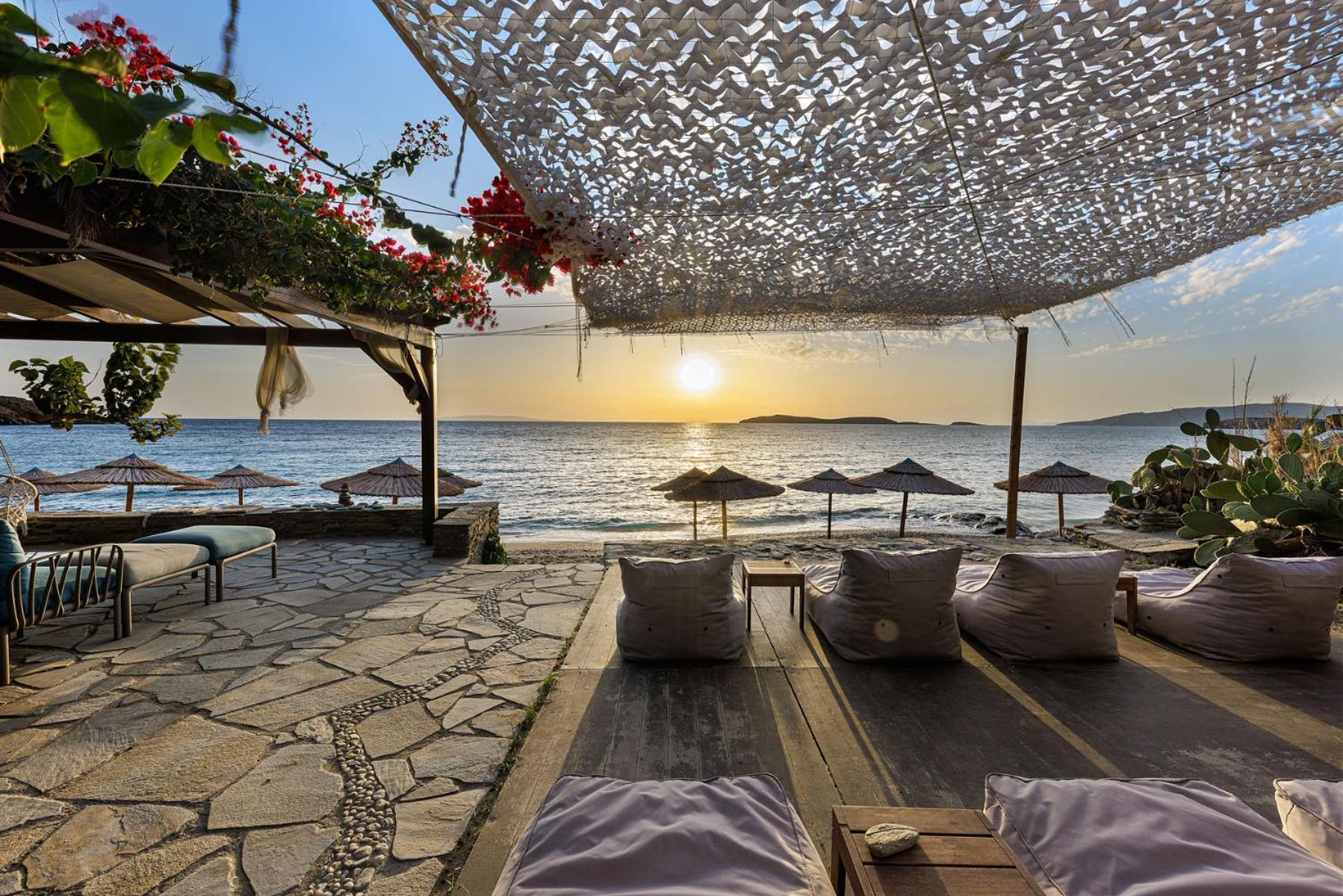 Aneroussa Beach Hotel Batsi  Bagian luar foto