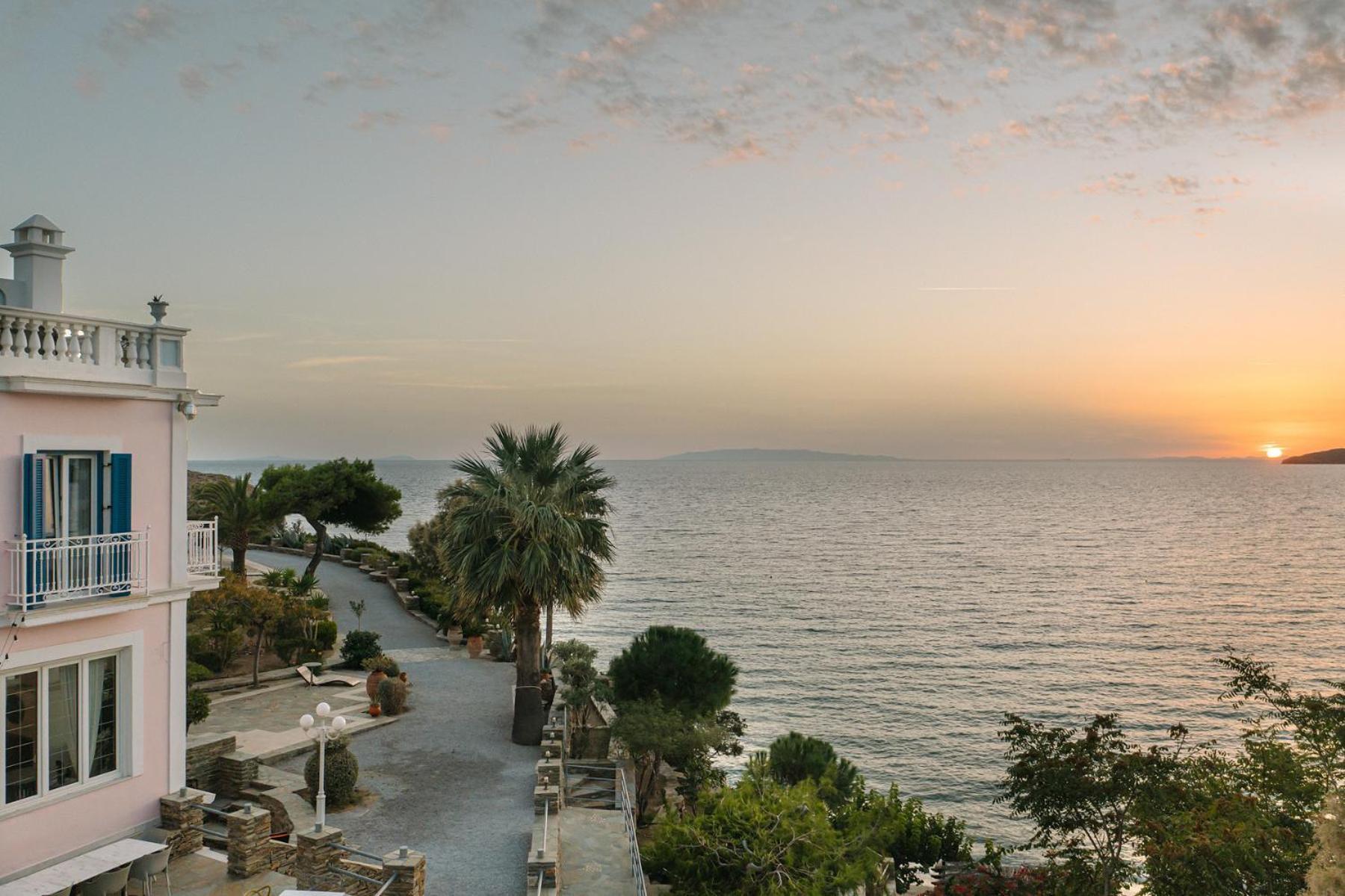 Aneroussa Beach Hotel Batsi  Bagian luar foto