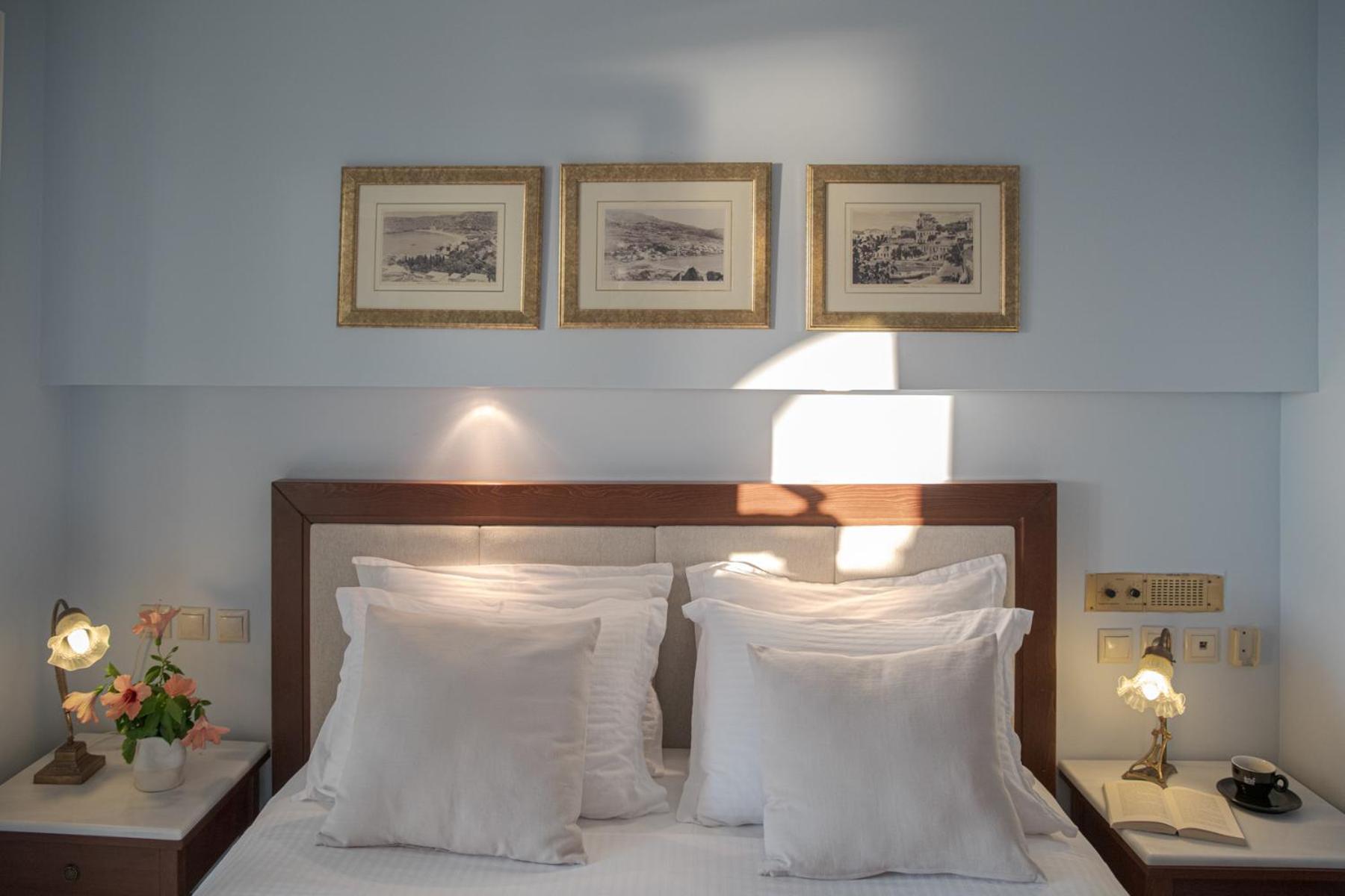 Aneroussa Beach Hotel Batsi  Bagian luar foto